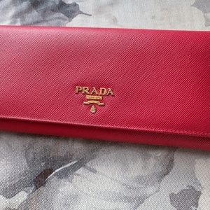 Dusty Rose Pink Prada Staffinao Continental wallet